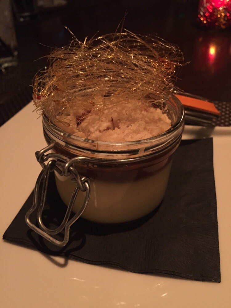 West Restaurant & Lounge