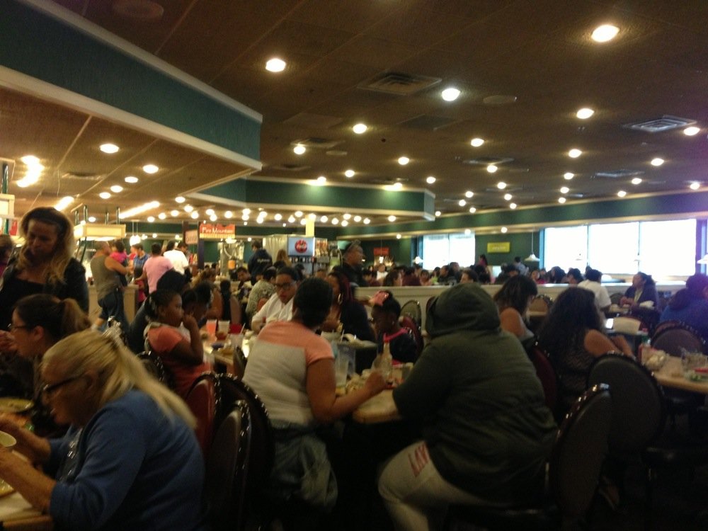 HomeTown Buffet