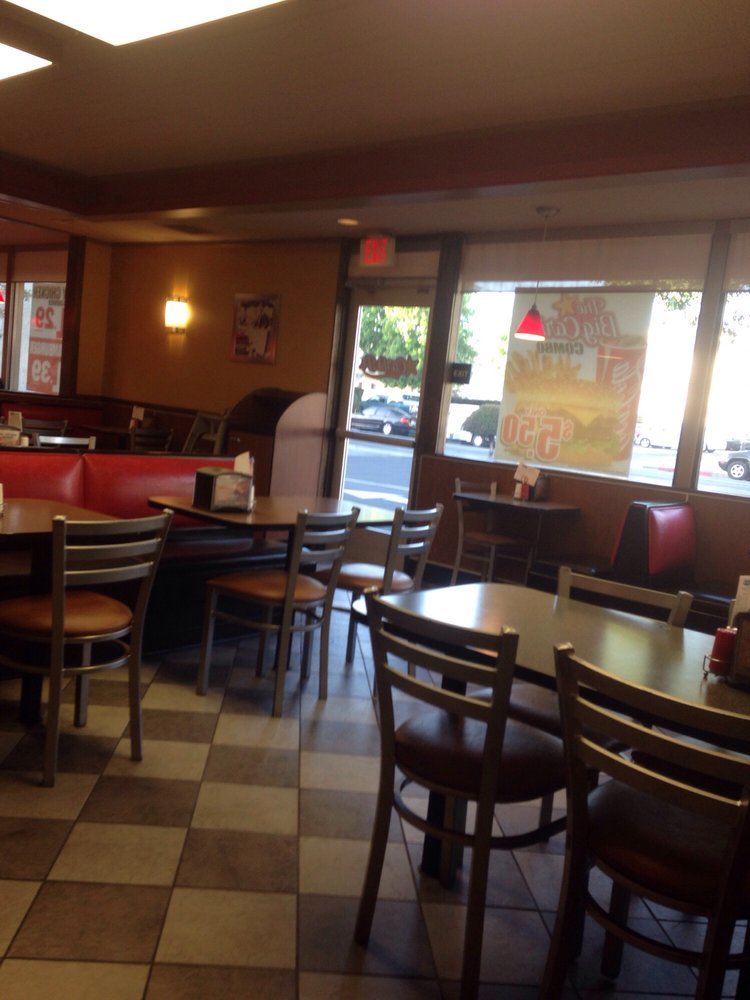 Carls Jr.