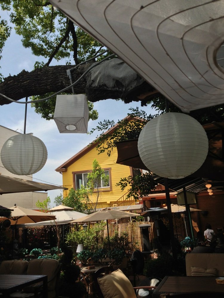Yellow House Cafe
