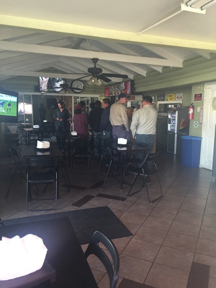 Pollos Asados Al Carbn El Gero