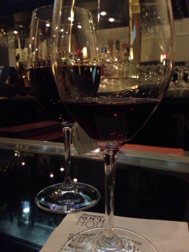 Rendezvous Lounge