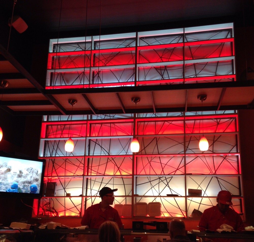 Sake Sushi Bar Lounge