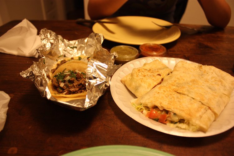 Los Paisas Taco Truck