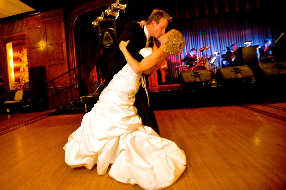 Xixi Wedding Dance