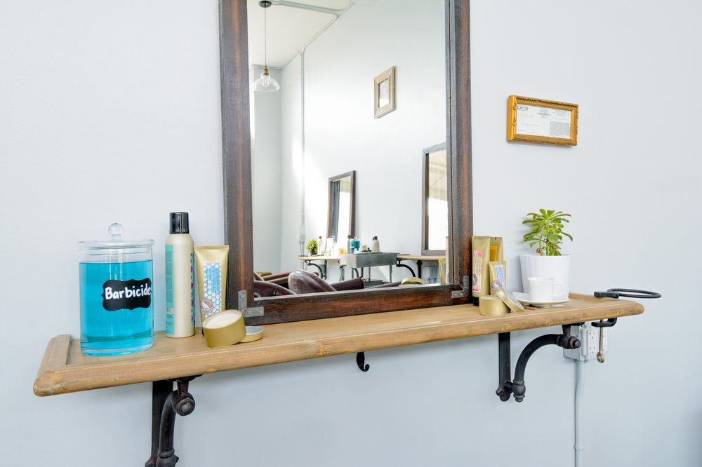The Hair Parlor On 8th
