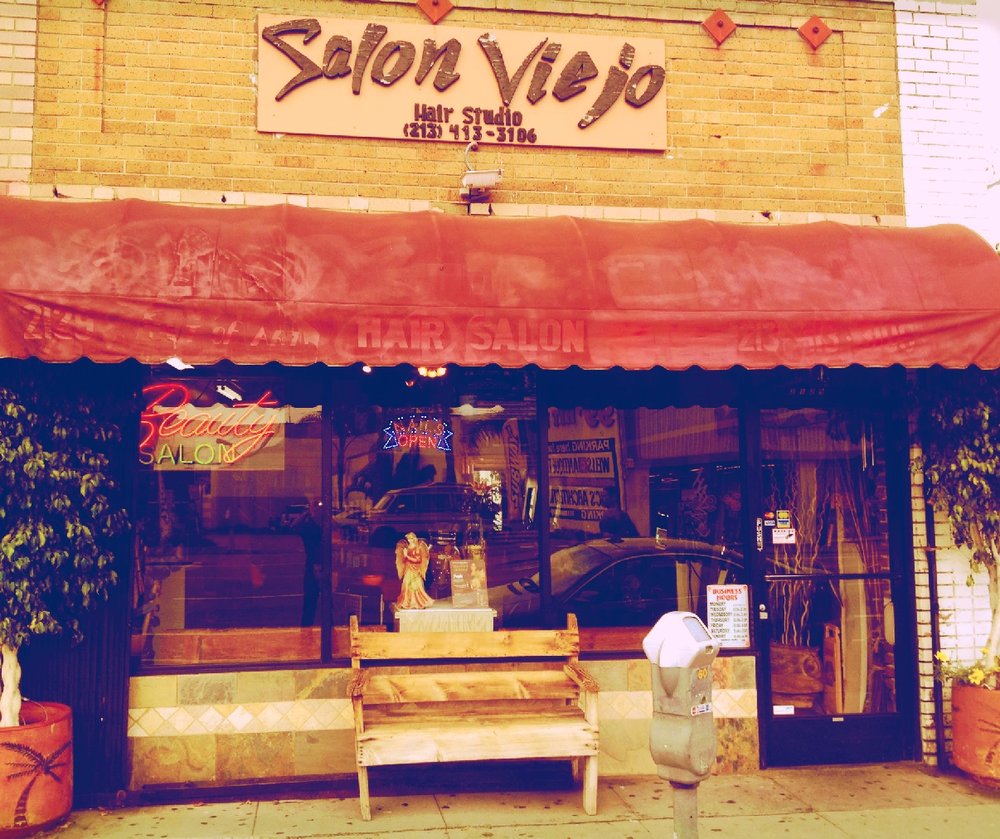 Salon Viejo