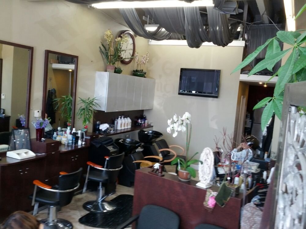 Peters Salon