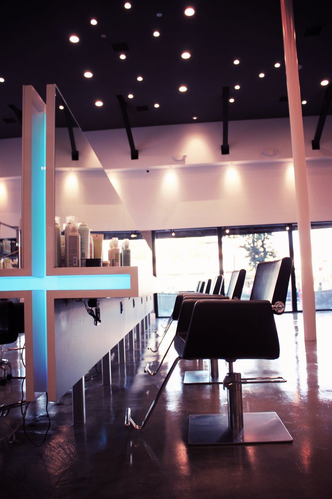 Taka Hair Salon