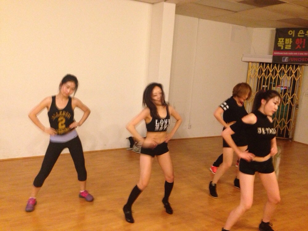 Unos Dance Fitness Center