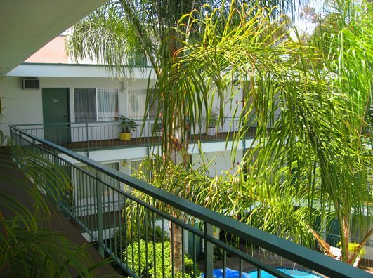 Dunes Inn Wilshire