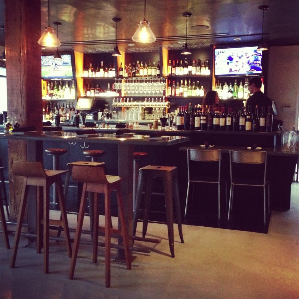 Michael Js Pizzeria & Bar
