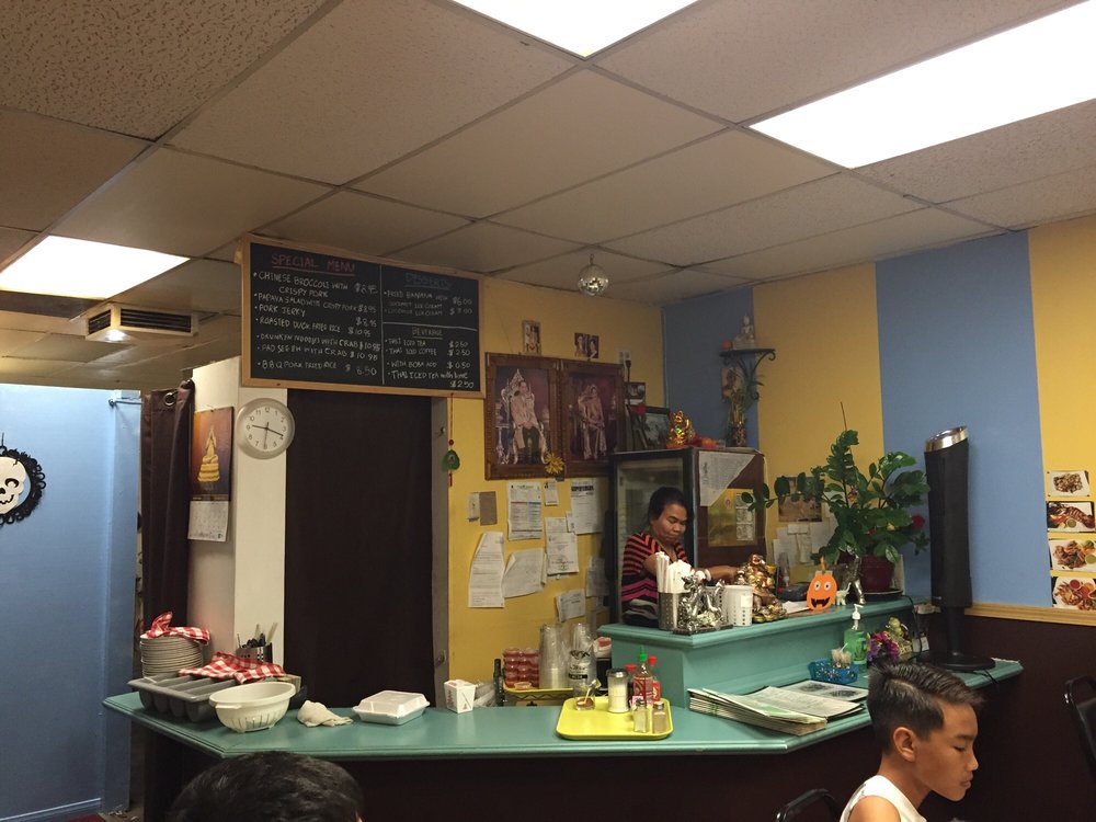 Khun Moo Thai Kitchen