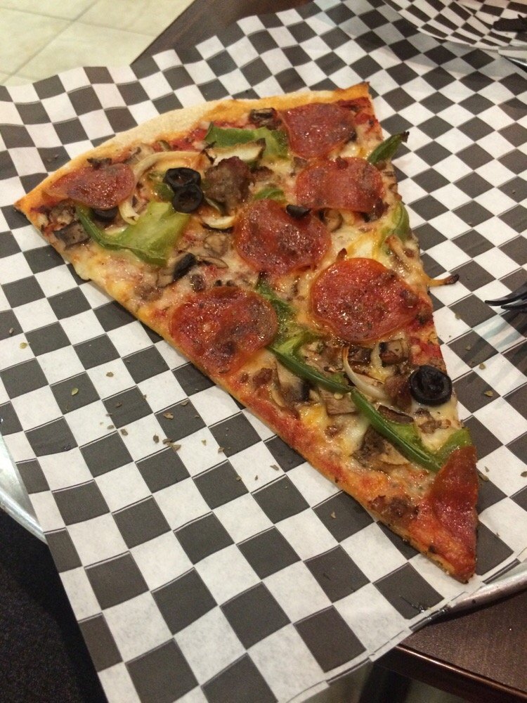 DAmores Famous Pizza