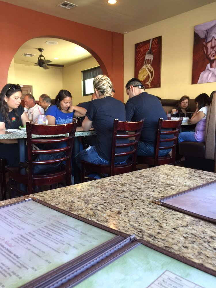 Angelos Italian Restaurant