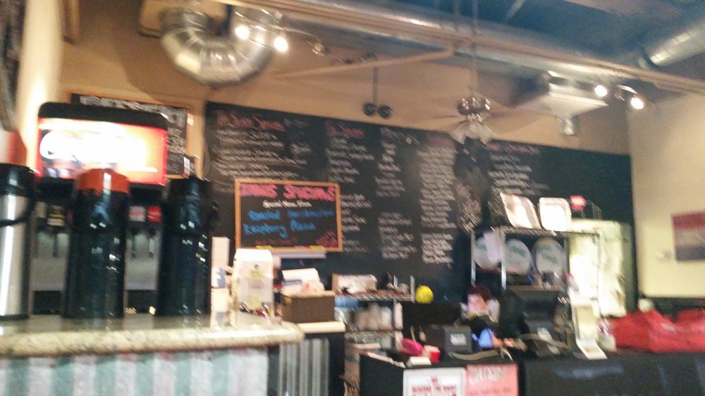 Zanos Pizza Kitchen