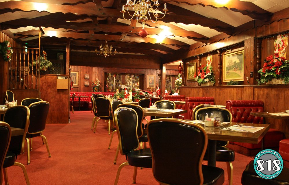 Barones Famous Italian Restaurant