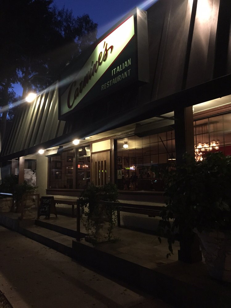 Carmines Italian Restaurant