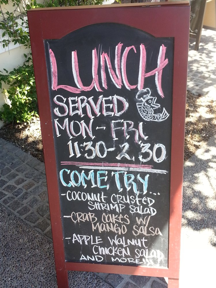 Riviera Restaurant & Lounge