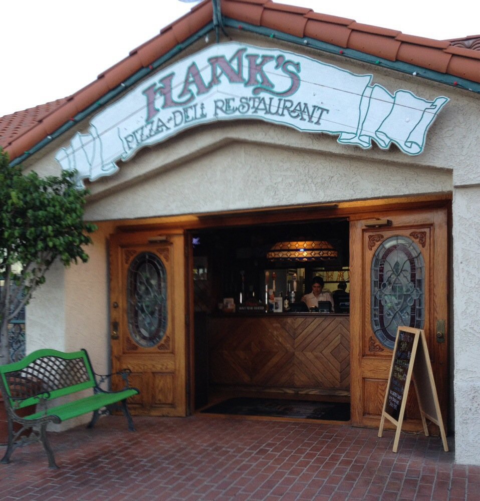 Hanks Pizza & Deli