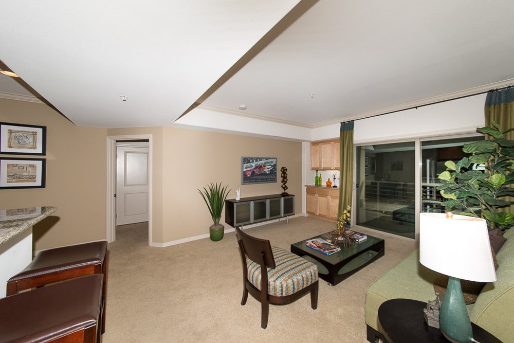 Gardens at Wilshire Center Apartments