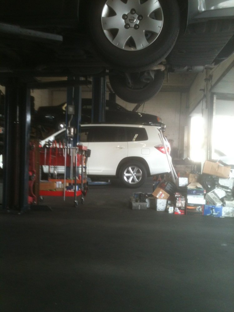 Tops Auto Repair & Transmission