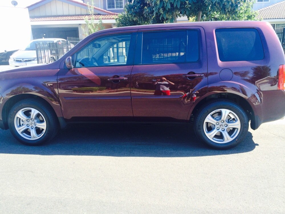 Auto Lux Sales and Leasing