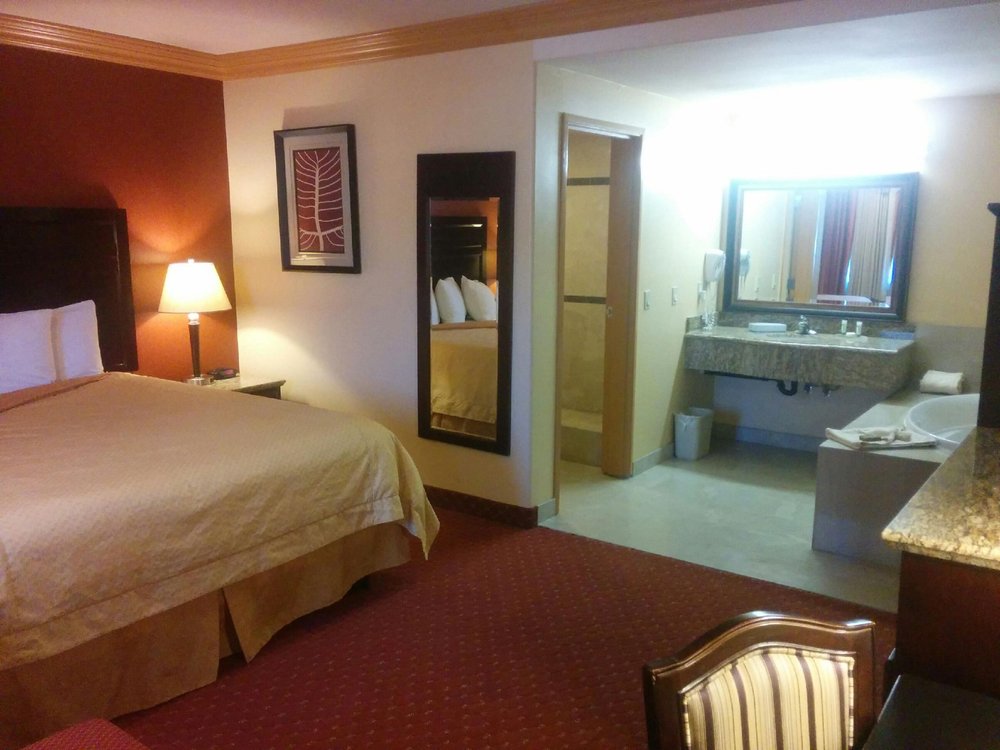Portofino Inn
