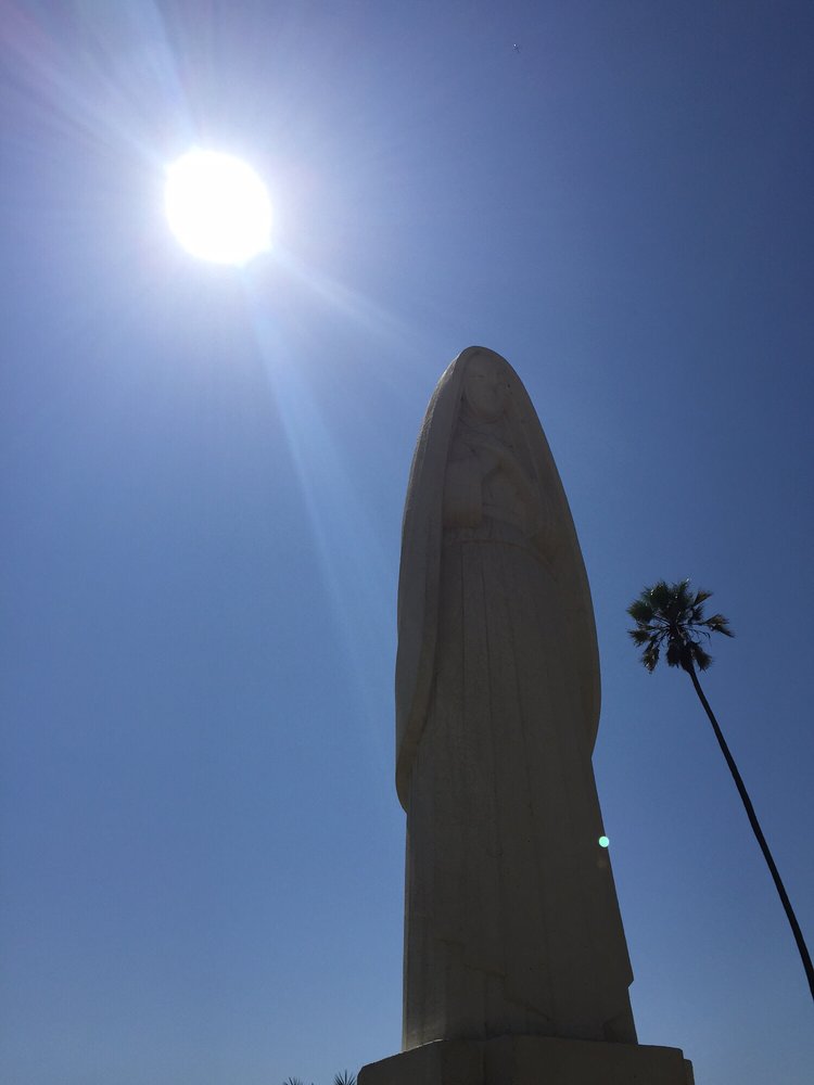 Statue of Santa Monica