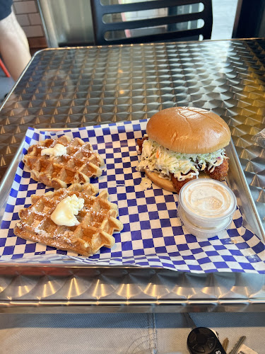 Al's Hot Chicken