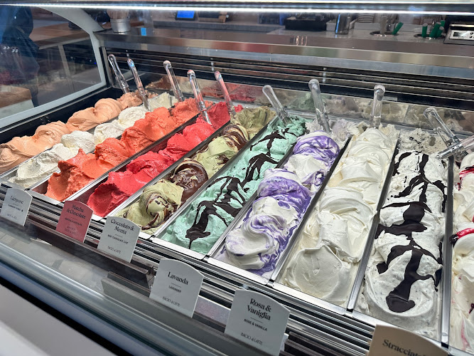 Bacio di Latte | Brentwood, LA
