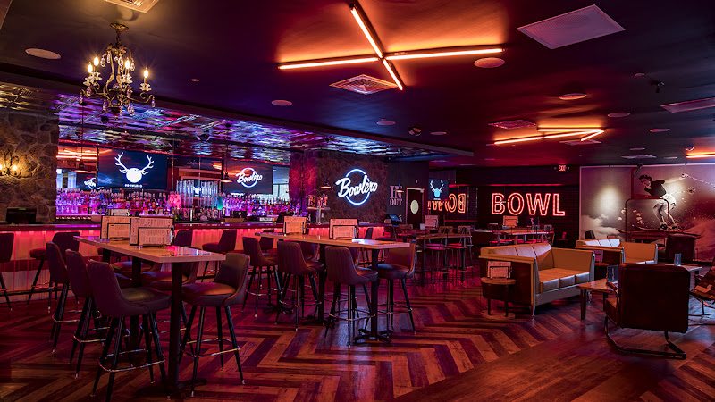 Bowlero Los Angeles