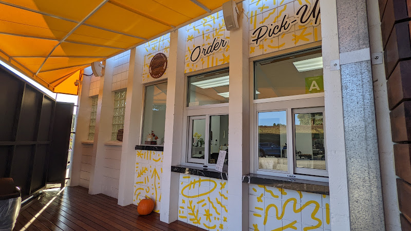 Cadoro Bakery