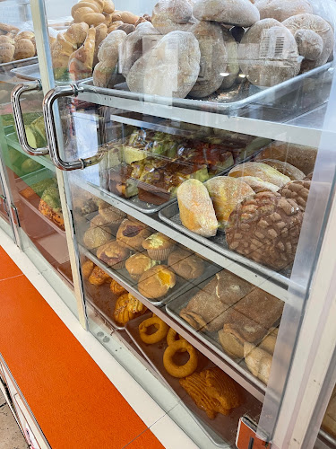 Chapinlandia Bakery and Restaurant