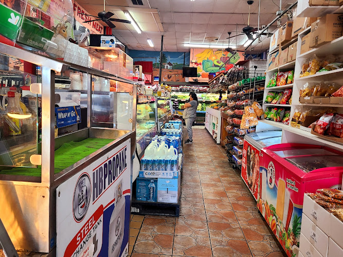 Chivas Farm Market