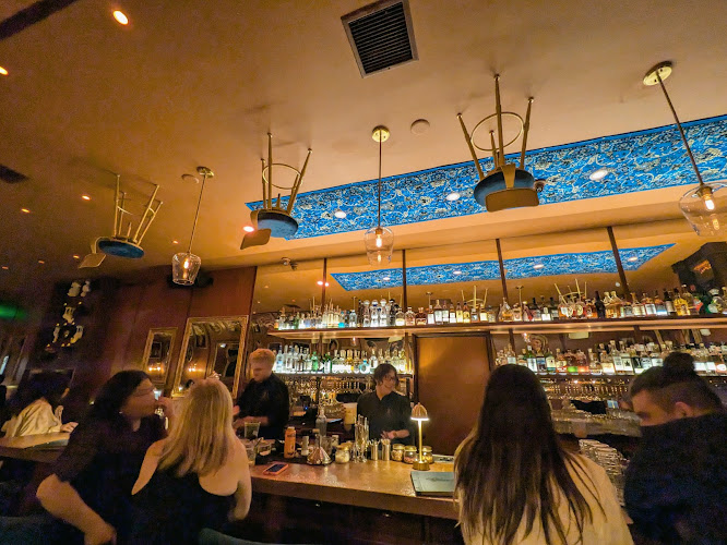 Cold Shoulder Bar