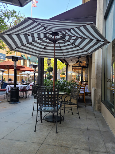 DELUCA'S ITALIAN DELI