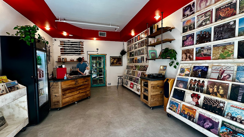 Endless Noise Coffee + Vinyl