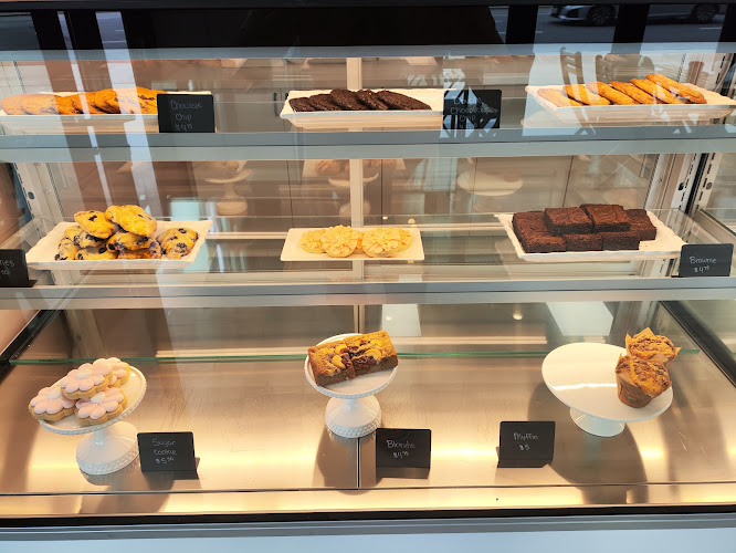 Ivory's Bake Shop