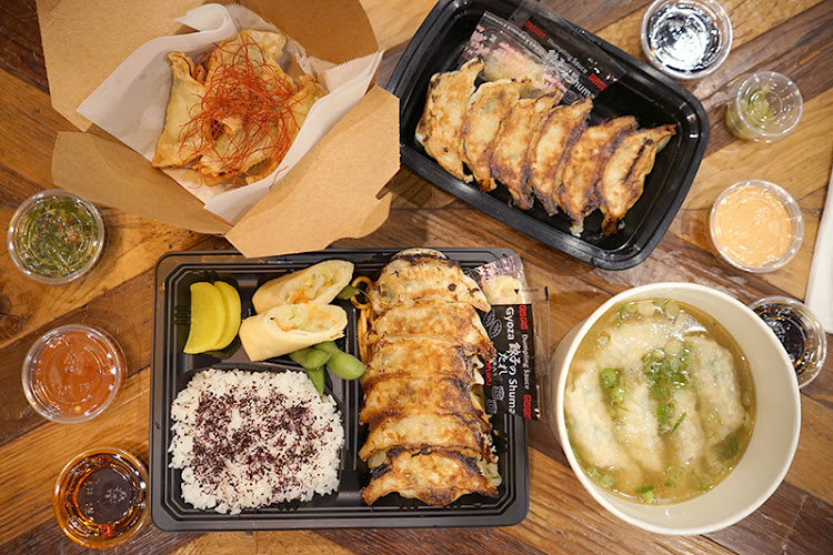KAMINARI GYOZA BAR