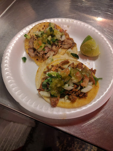 La Chispita Tacos Hollywood - El Patio