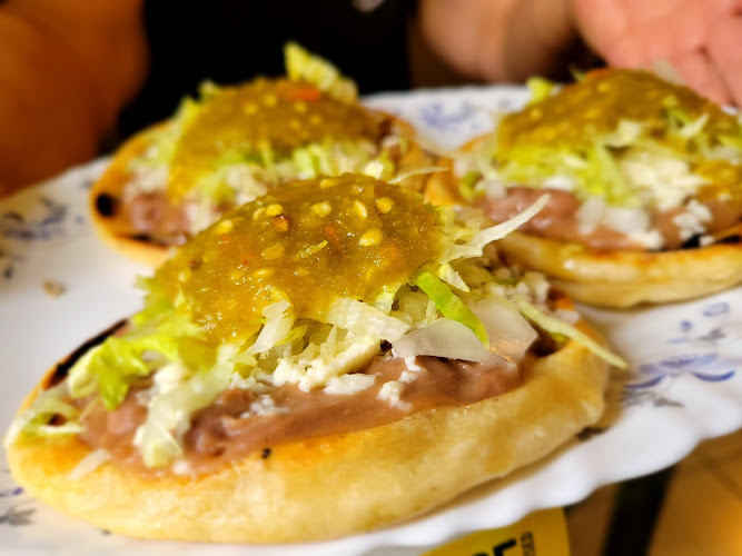 La Picosita Comida Mexicana