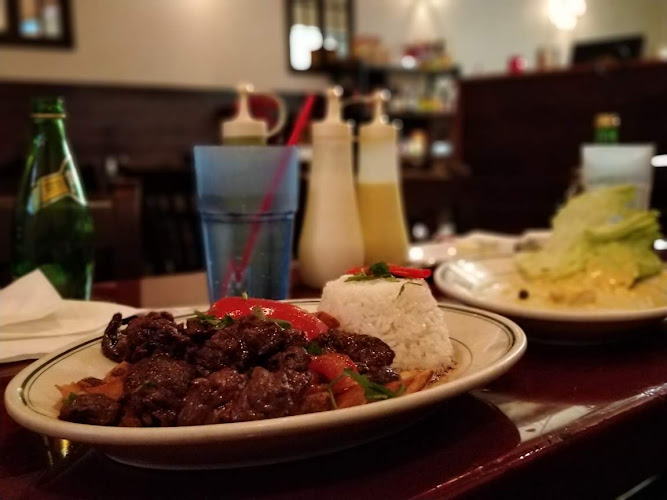 LISTO EL POLLO Peruvian Food