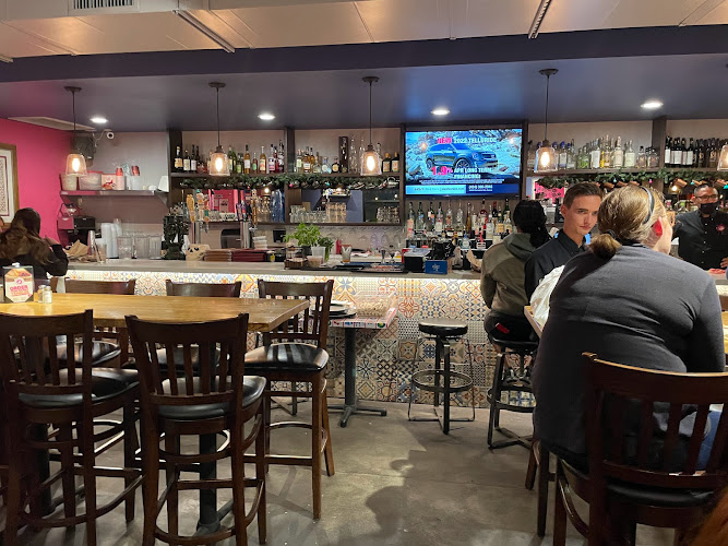 Lola's Mexican Cuisine-Bixby Knolls