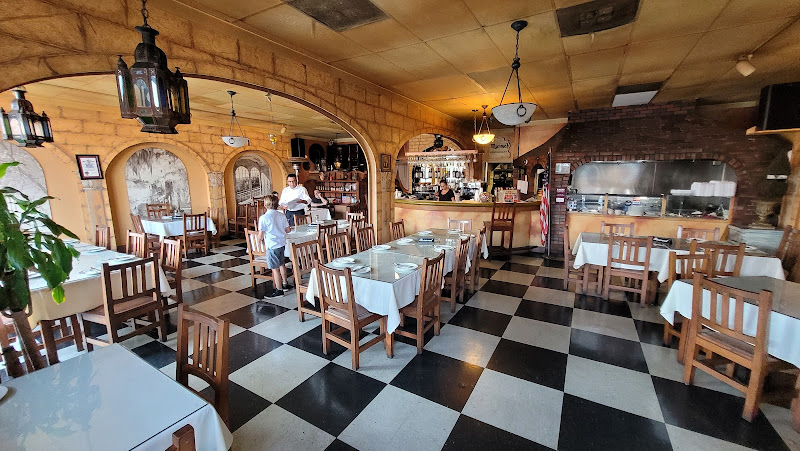 Marouch Restaurant