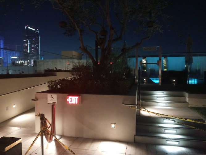 Mayfair Hotel Pool Deck and Bar