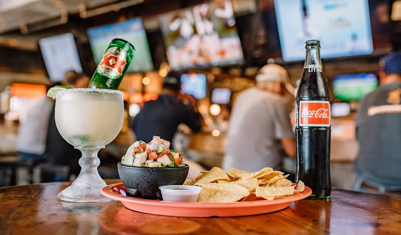 Ojos Locos Sports Cantina - Downey