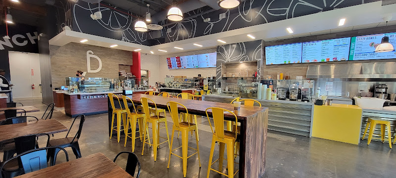Qwench Juice Bar & DRNK Coffee + Tea