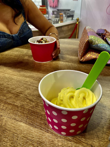 Scoop and Cone