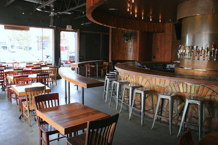 Stout Burgers & Beers